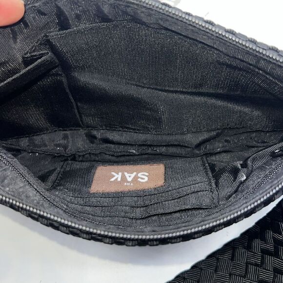 THE SAK Black Woven Knit Convertible Clutch Wristlet Small Bag - Picture 5 of 8